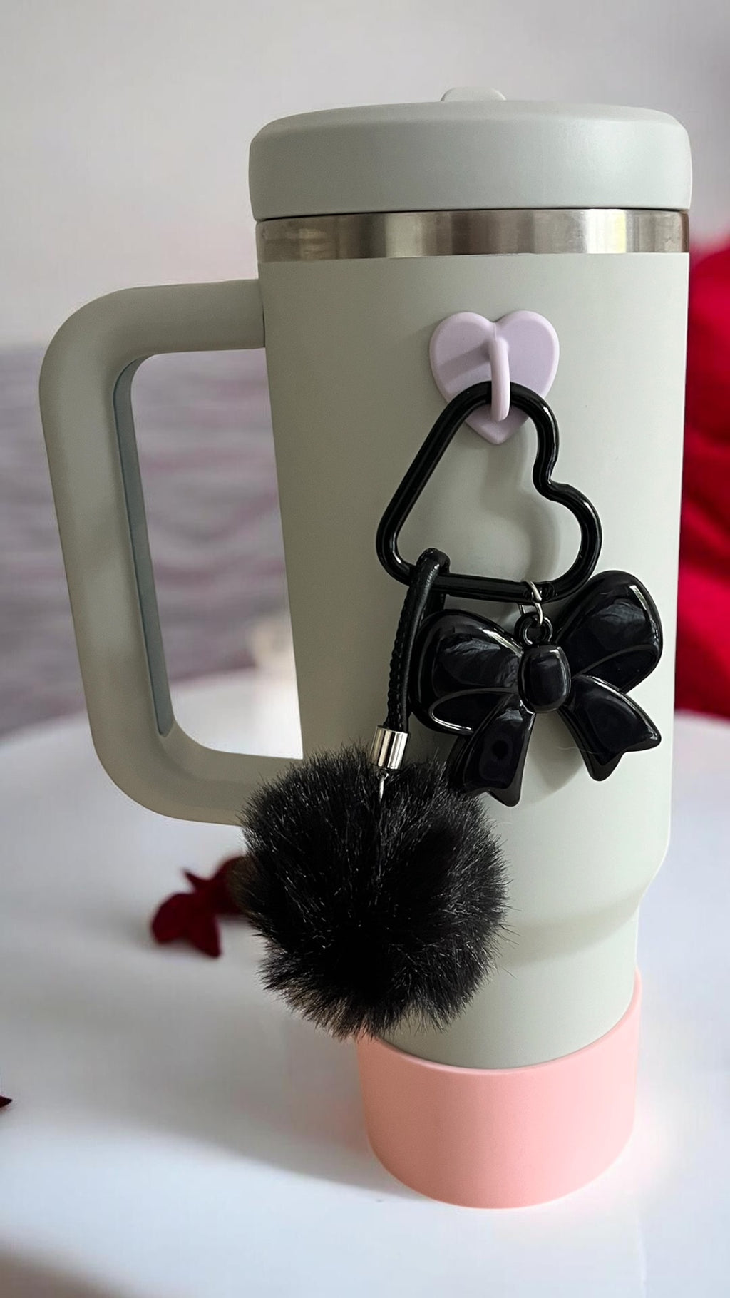 Fluffy Pom Pom Bow Charm – Cute Bag, Keychain & Tumbler Accessory BLACK